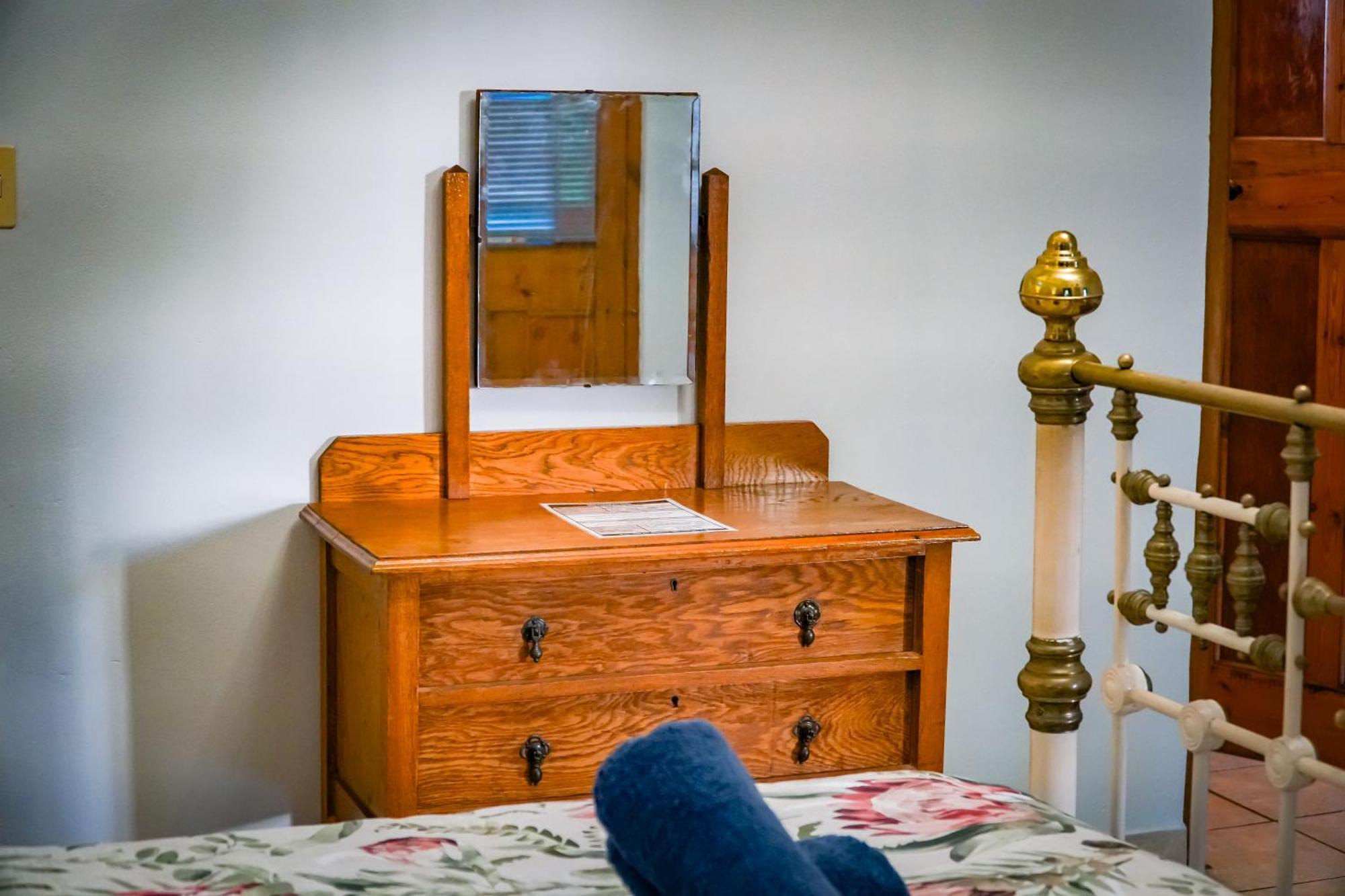 Outentique Accommodation Oudtshoorn Quarto foto