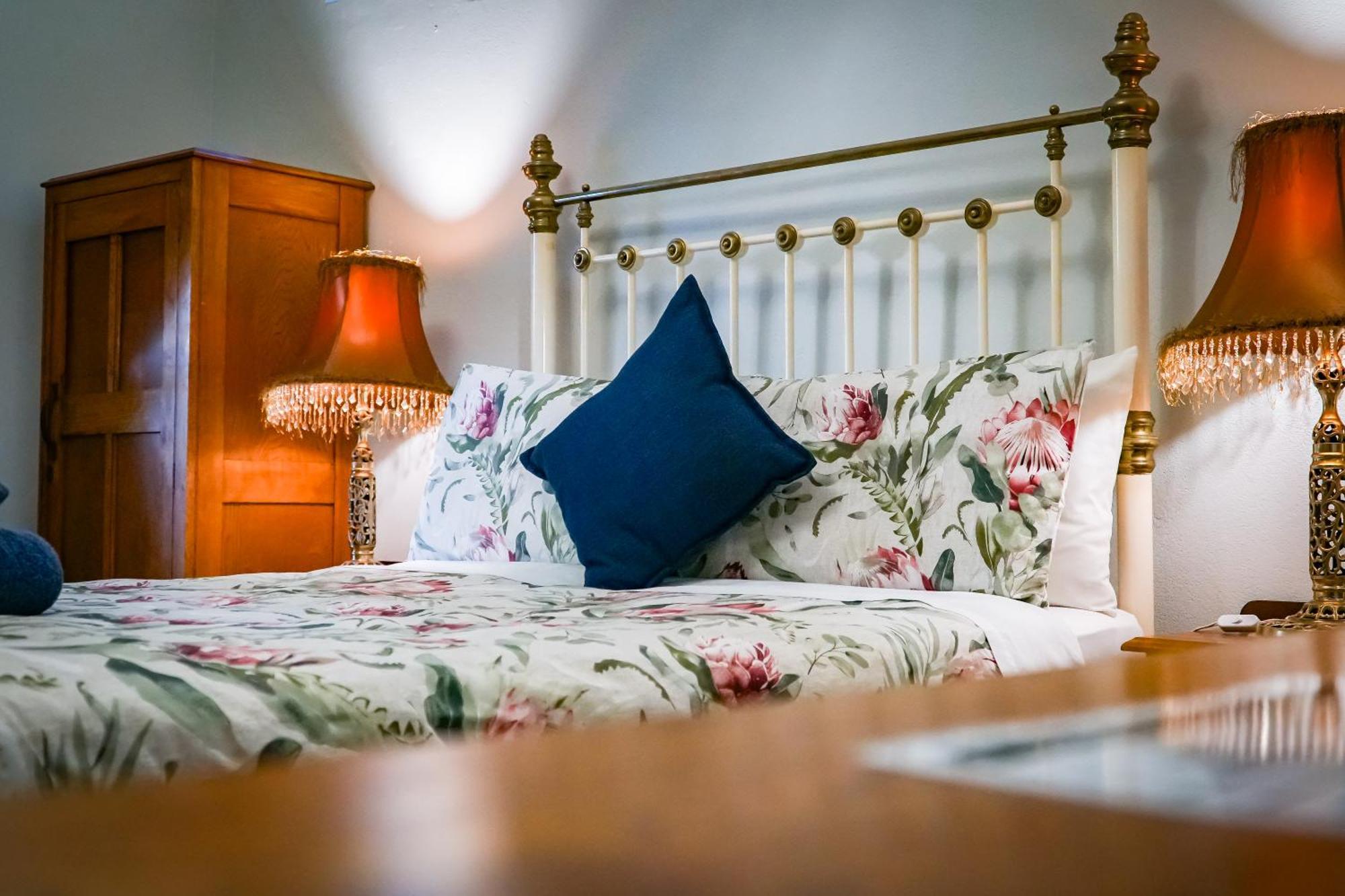 Outentique Accommodation Oudtshoorn Quarto foto