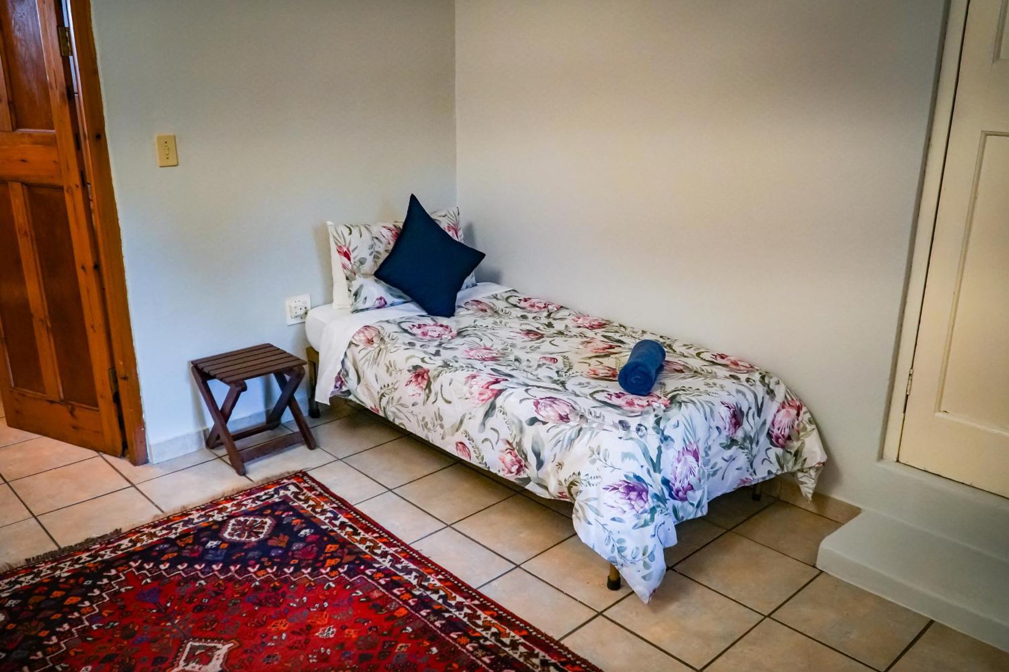 Outentique Accommodation Oudtshoorn Quarto foto